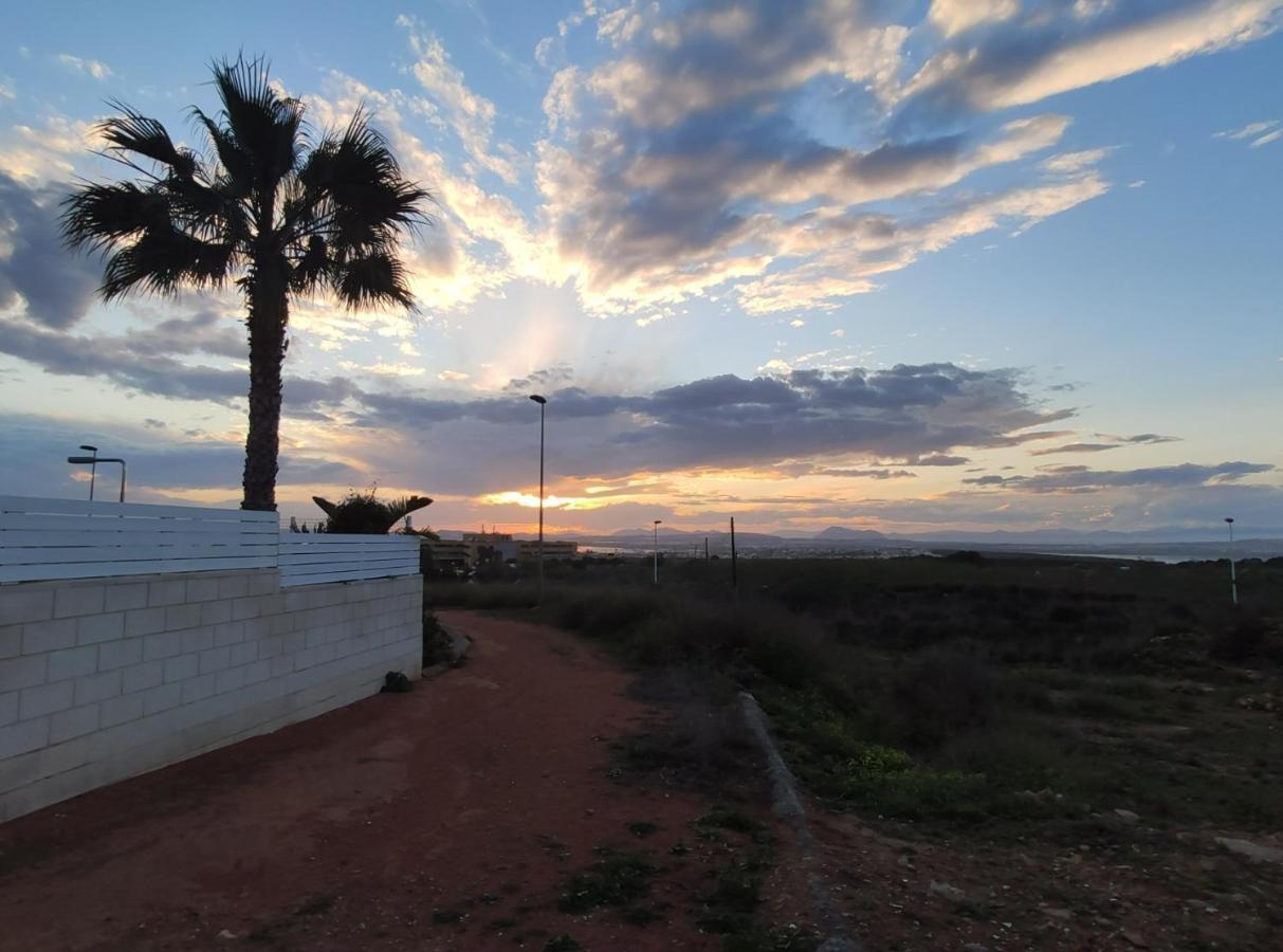 Apartamento Torre Zeus, La Mata, Torrevieja Kültér fotó